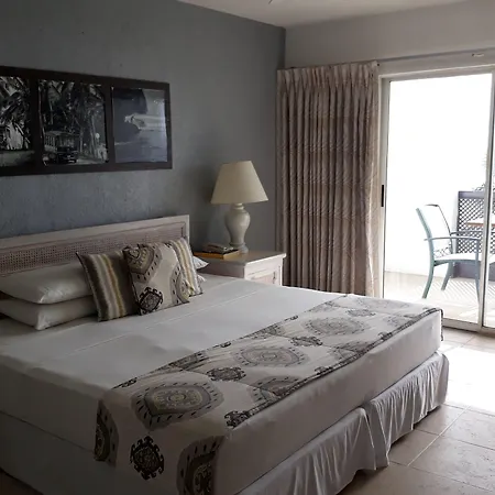 Tropical Sunset Beach Apartment Hotel-2