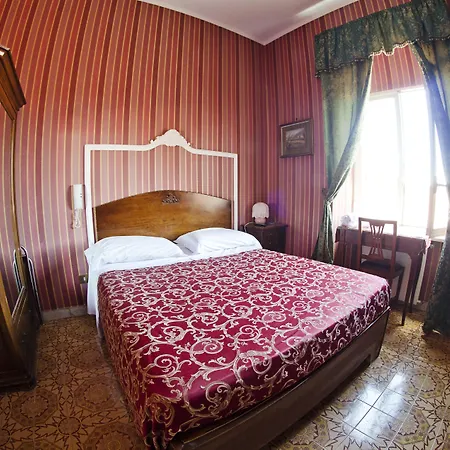 Hotel Villa Maria-3