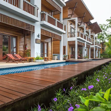 Lanta Miami Resort-2