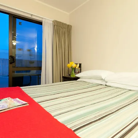 Outrigger Motel-2