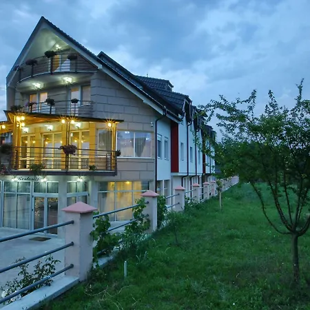 Hotel Novella Uno-2