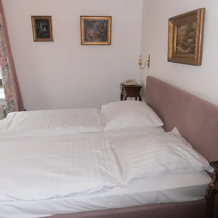 Hotel Blankenese-3