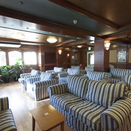 Capsule Inn Osaka - Caters To Men-2