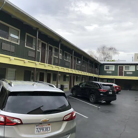 Lombard Plaza Motel-2