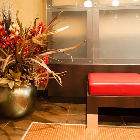 Le Chabrol Hotel & Suites-3
