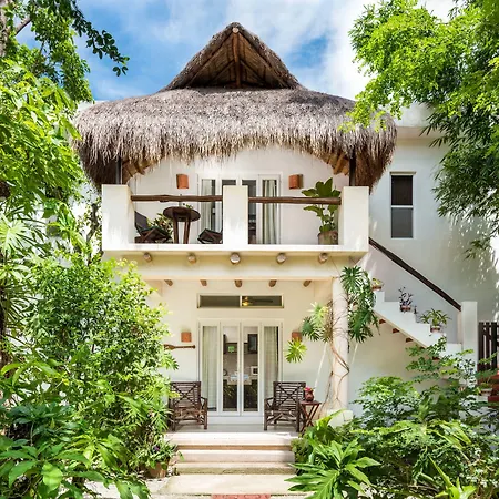 Hotel Villas El Encanto Cozumel-3