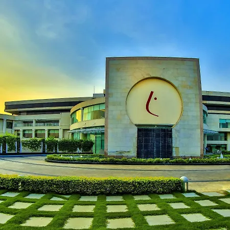 The Lalit Chandigarh-2