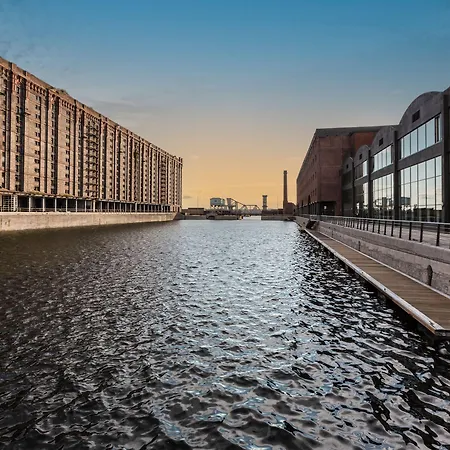 Titanic Hotel Liverpool-3