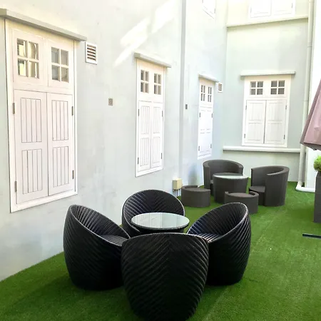 Bliss Hotel Singapore-3