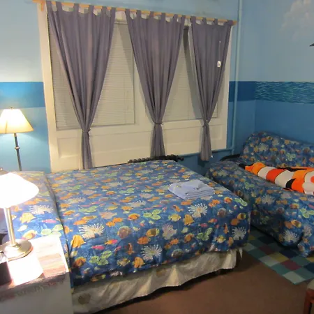 The Pirate Haus Inn-2