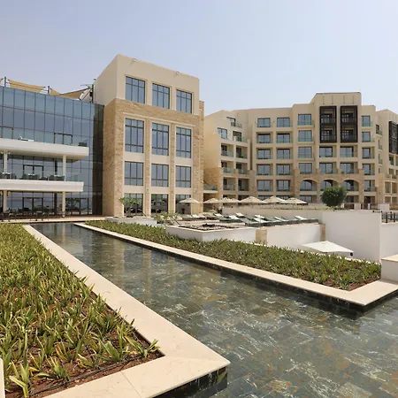 Hilton Dead Sea Resort & Spa-3