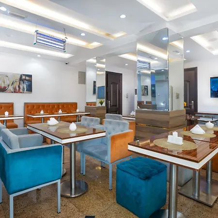 God'S Touch Apartments Signature-3