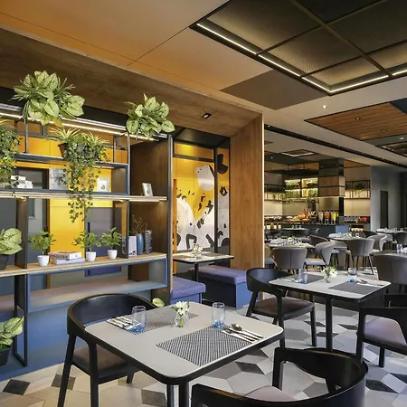 Ibis Surabaya Tidar-3