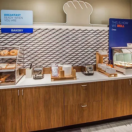 Holiday Inn Express Wichita South By Ihg-3