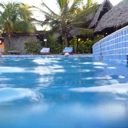 Mnarani Beach Cottages-2