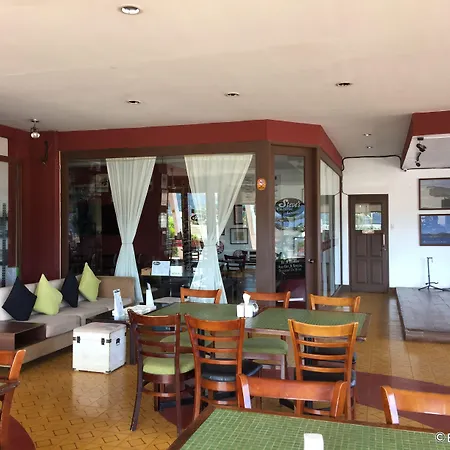 Coron Gateway Hotel & Suites-3