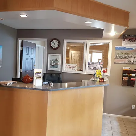 Avalon Inn-2