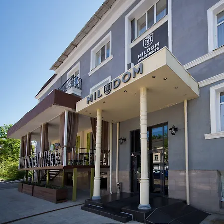 Mildom Hotel-3