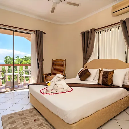 Carana Hilltop Villa Seychelles-3