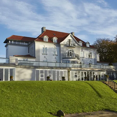 Sixtus Sinatur Hotel & Konference-2