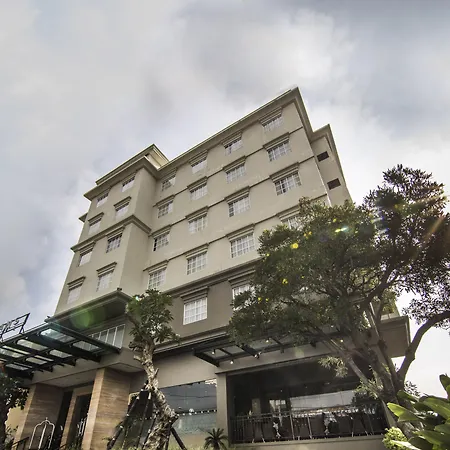 Noormans Hotel Semarang-3
