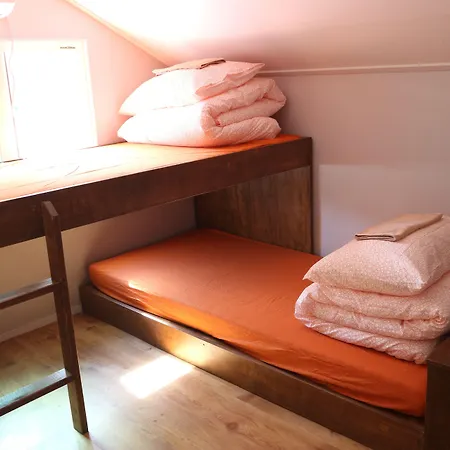 Zzzip Guesthouse In Hongdae-3