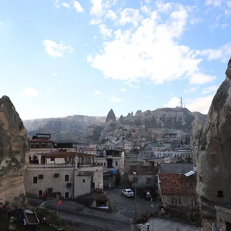 Arch Palace-3