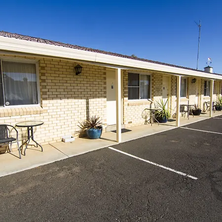 Green Gables Motel-2