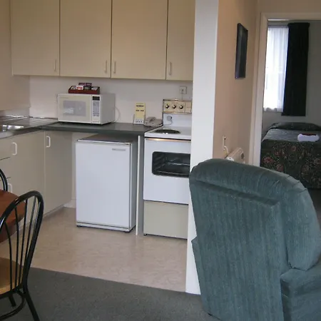 Blue Dolphin Motel-2