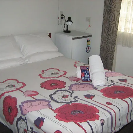 Kookaburra Inn-2