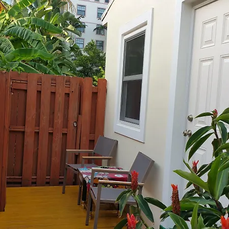 Downtown Hollywood Boutique Hotel (Adults Only)-3
