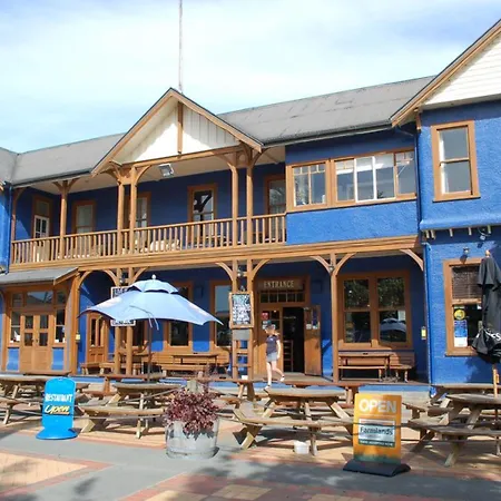 The Blue Pub-3
