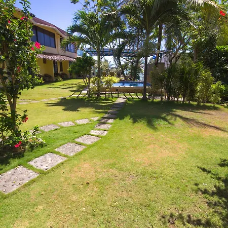 Ralph'S Place-2