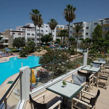 Mayfair Gardens-2