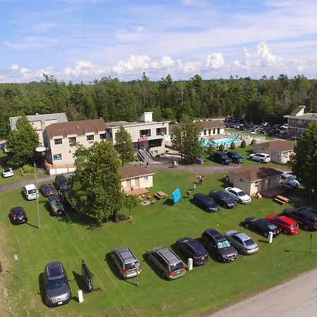 Sauble Beach Lodge-3
