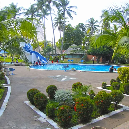 Tropiclub Playa El Cuco-2