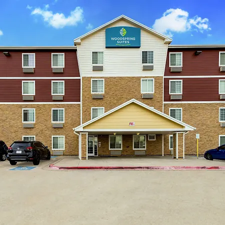 Woodspring Suites El Paso-3
