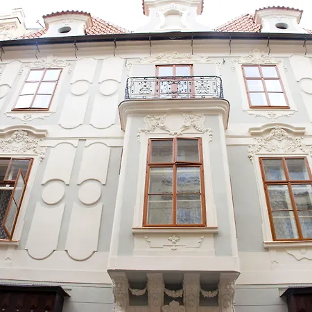 Hotel U Zlateho Jelena-3