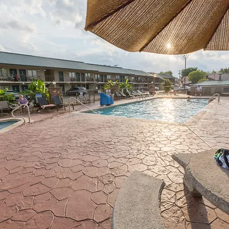 Mountain Breeze Motel-2
