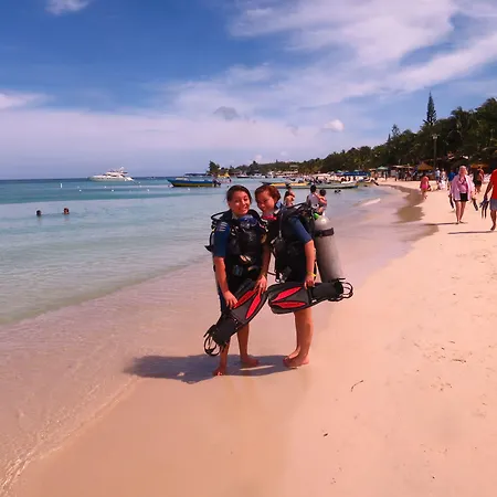 Bananarama Dive & Beach Resort-2