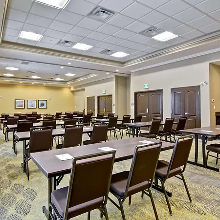 Hampton Inn & Suites By Hilton Saskatoon Airport-2