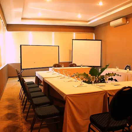 El Hotel Malang-3
