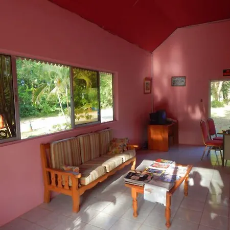 Canoe Bay Beach Resort-2