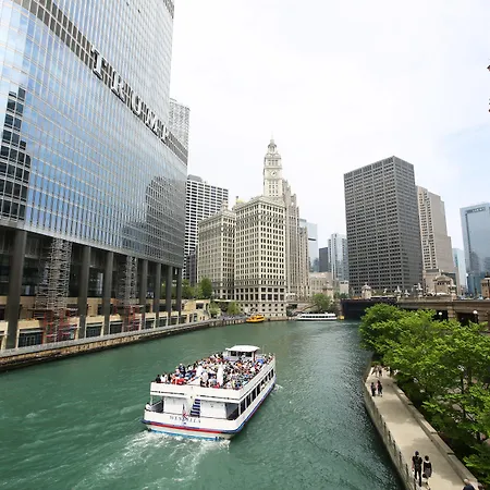 Hampton Inn Chicago Downtown/N Loop/Michigan Ave-3
