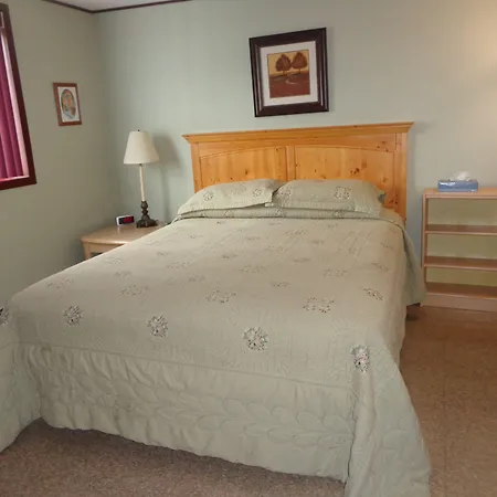 Happy Motel-2