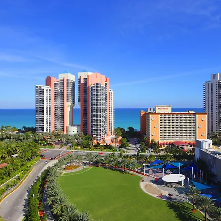 Ocean Reserve Luxury Condos Across From Sunny Isles Beach-3