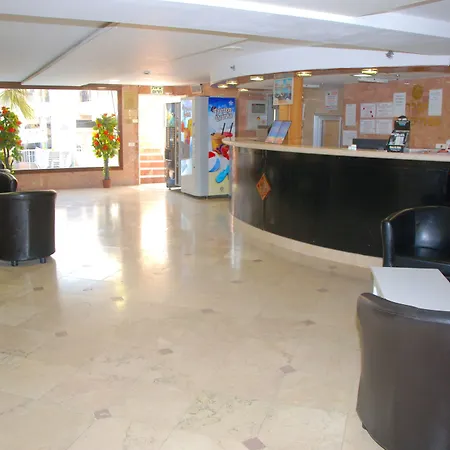 Hotel Maman-2