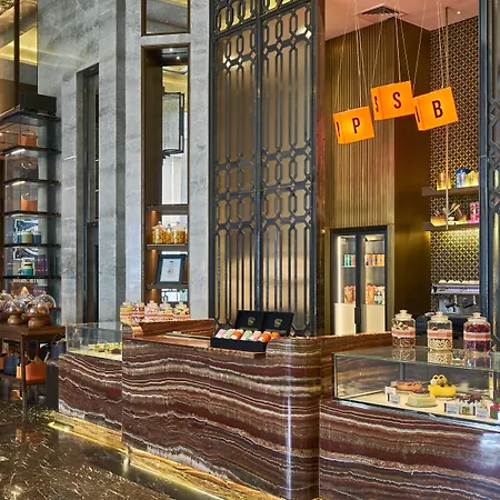 Conrad Pune-3