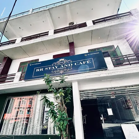 Rr Stay & Cafe-3