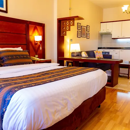 Comfort Hotel Suites-2